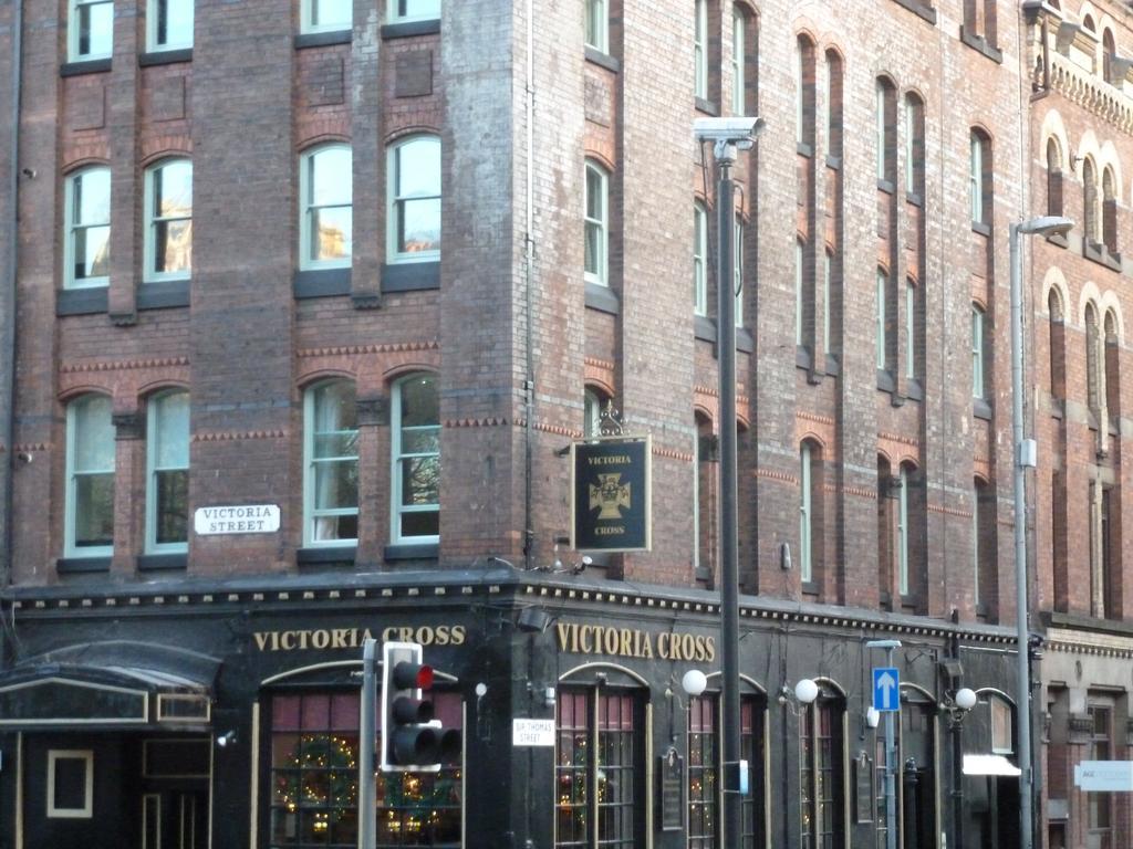Base Serviced Apartments - Sir Thomas Street Liverpool Exterior foto