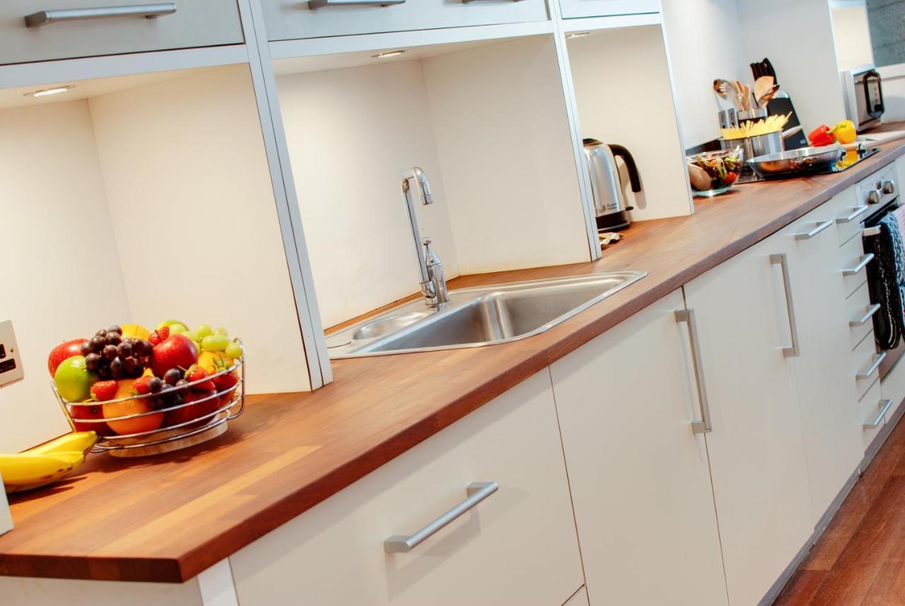 Base Serviced Apartments - Sir Thomas Street Liverpool Exterior foto