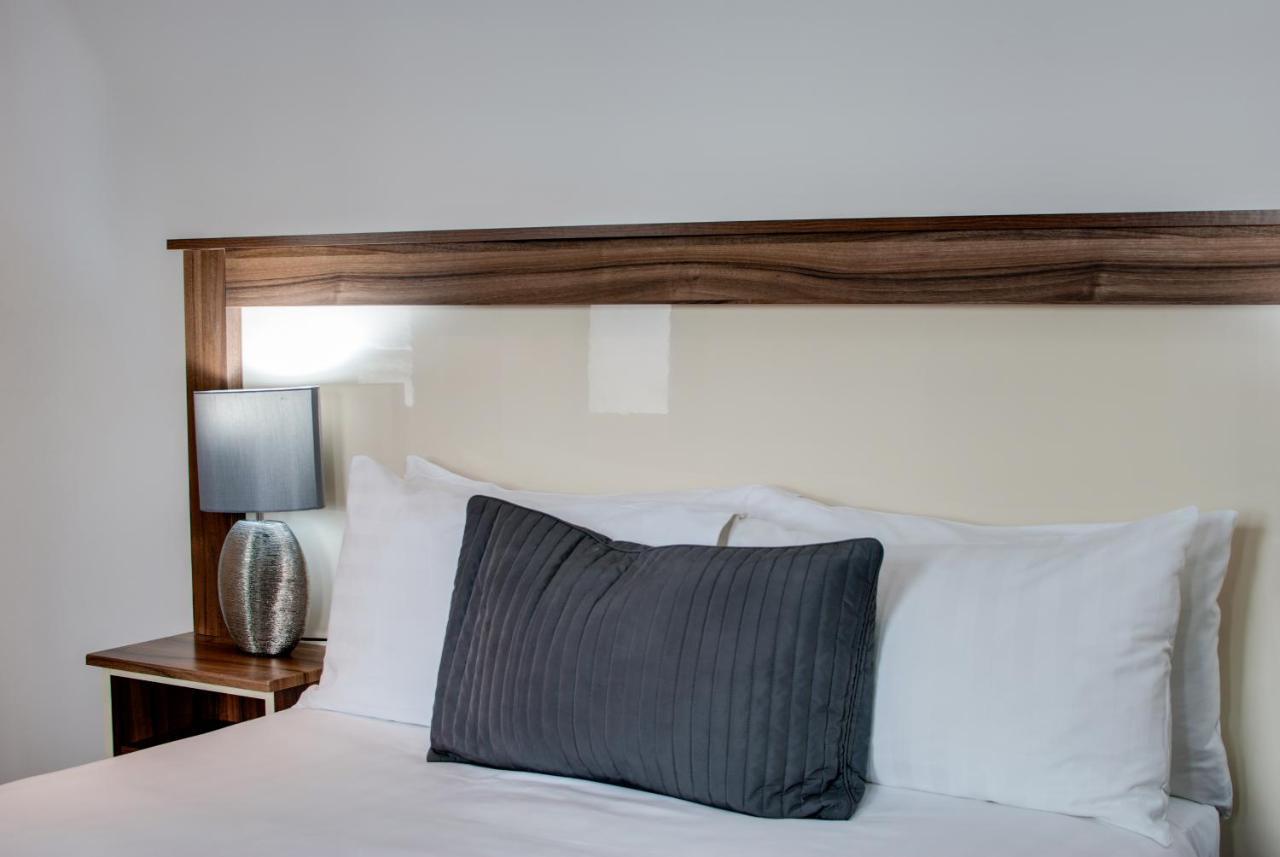 Base Serviced Apartments - Sir Thomas Street Liverpool Exterior foto